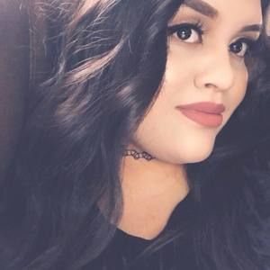 Meet your Posher, Daniela